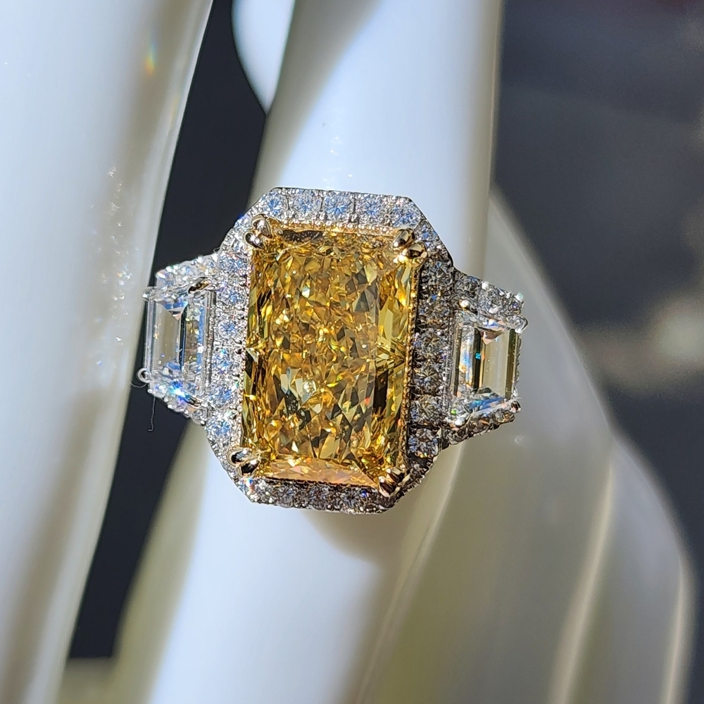 7.03ct center Lab Grown Yellow diamond in Two Tone 14k gold ring, total 10.13cts